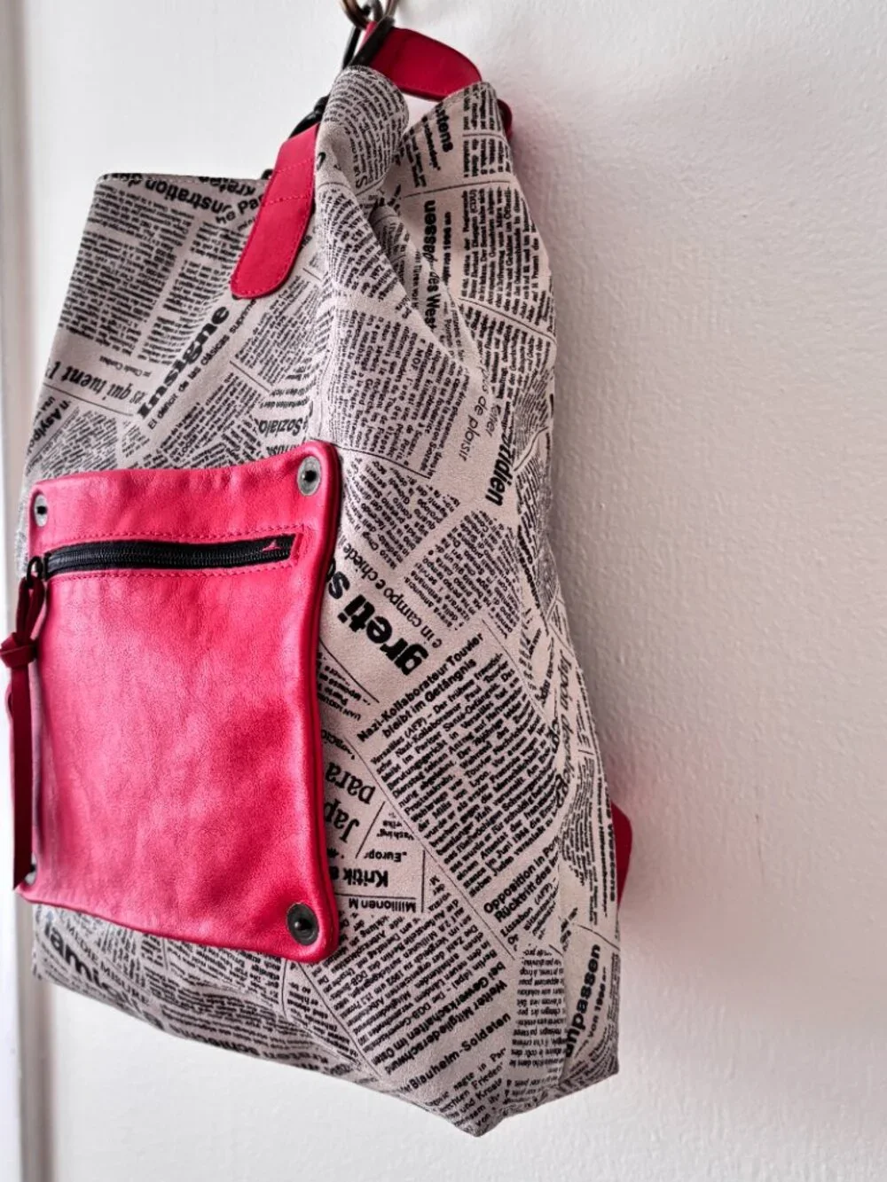 Maurizio Taiuti Newspaper Print Leather Backpack